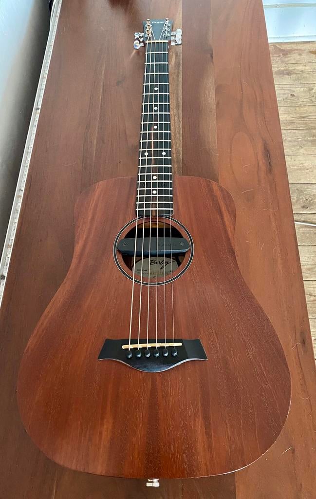 Baby Taylor BT2 Acajou + Upgrade, Enlèvement, Comme neuf