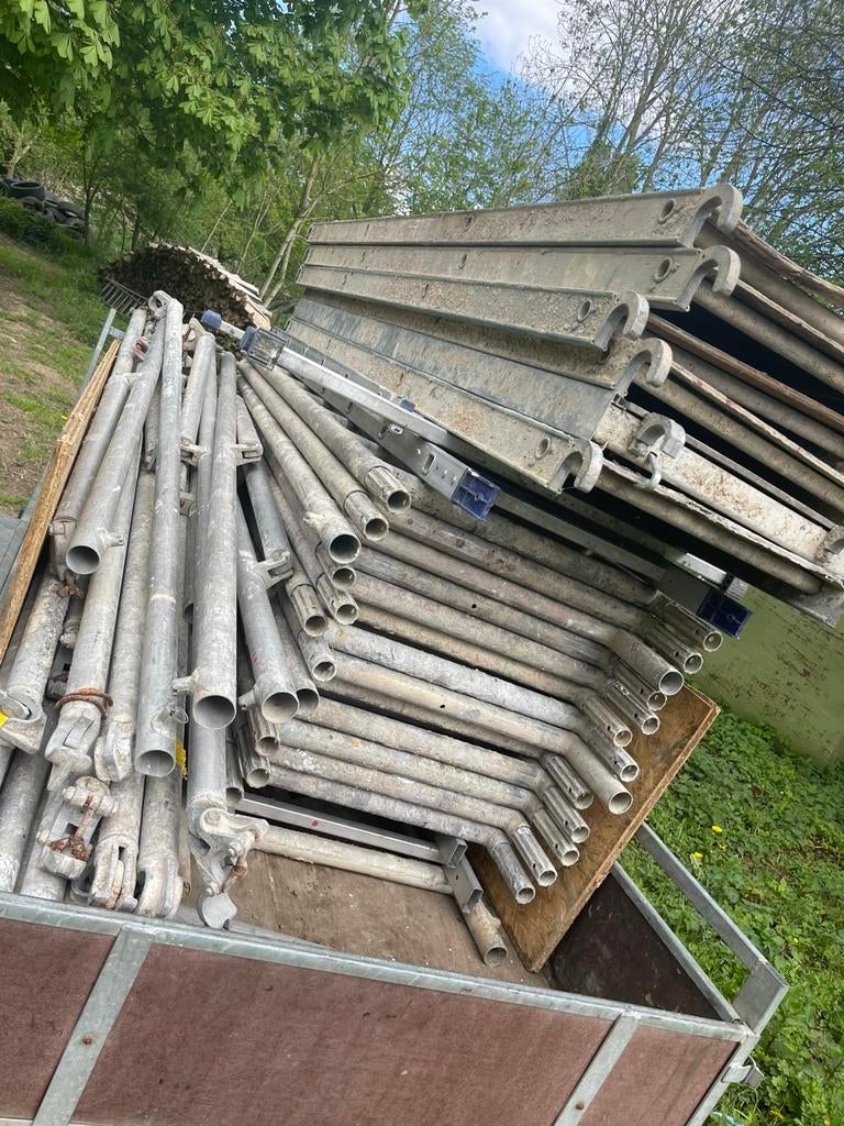 Echafaudages allu avec tout accesoires, Bricolage & Construction, Enlèvement, Comme neuf