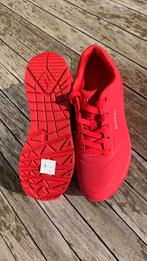 Sketchers maat 38 nooit gedragen, Ophalen, Nieuw, Sneakers, Rood