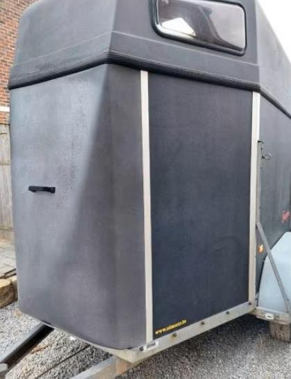 Paardenremork voor 2 paarden, Dieren en Toebehoren, Paarden en Pony's | Trailers en Aanhangwagens, Zo goed als nieuw, 2-paards trailer