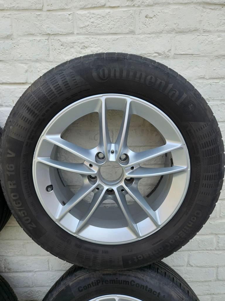 4 jantes Mercedes Classe A Avec pneus 205 60 R16, Autos : Pièces & Accessoires, Pneus et Jantes, 16 pouces, Pneus été, 205 mm