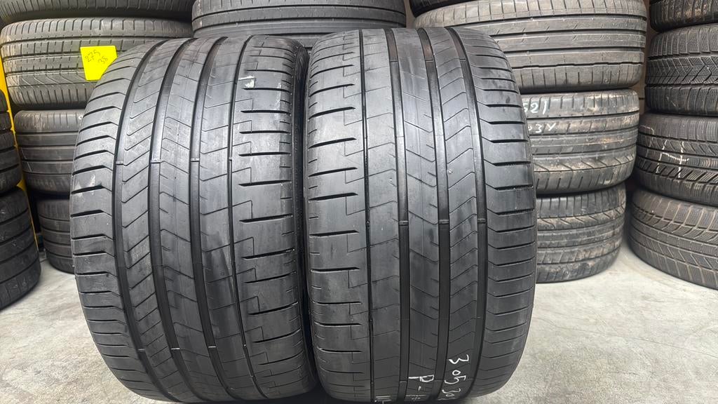 3053021 305/30/21 305/30R21 zomer merk Pirelli, Ophalen