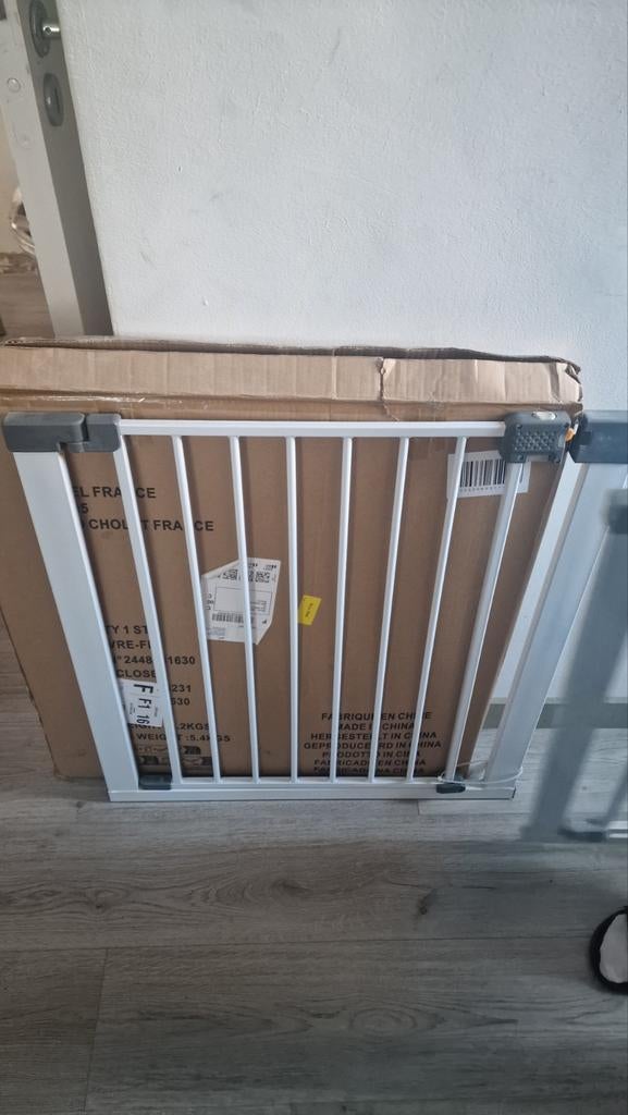 2 barrières de sécurité pour bébé NEUVES à vendre, Enlèvement