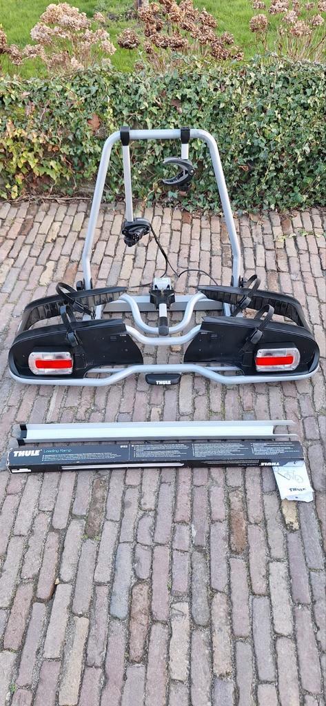Thule EP 916 fietsendrager voor 2-ebikes met oprijgoot !, Auto diversen, Fietsendragers, Zo goed als nieuw, Trekhaakdrager, 2 fietsen