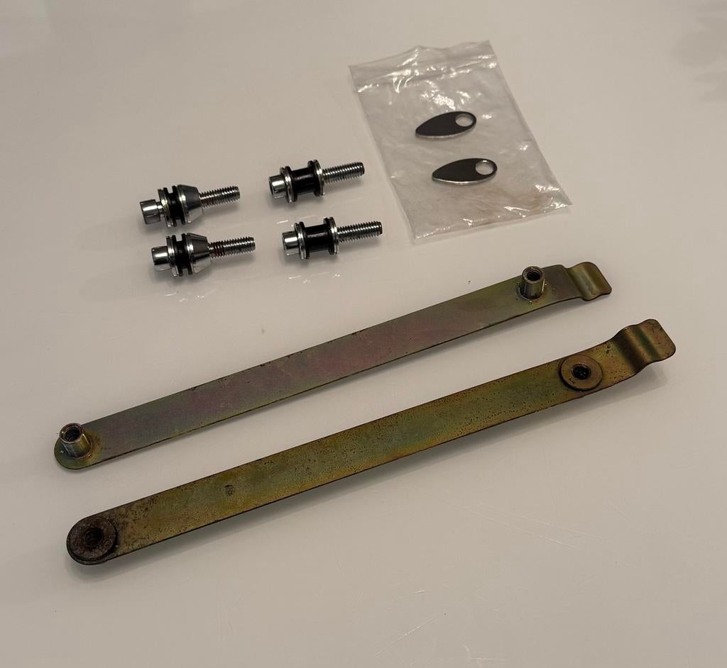 Kit fixation Sissy Bar Harley Dyna, Motos, Pièces | Harley-Davidson, Enlèvement ou Envoi