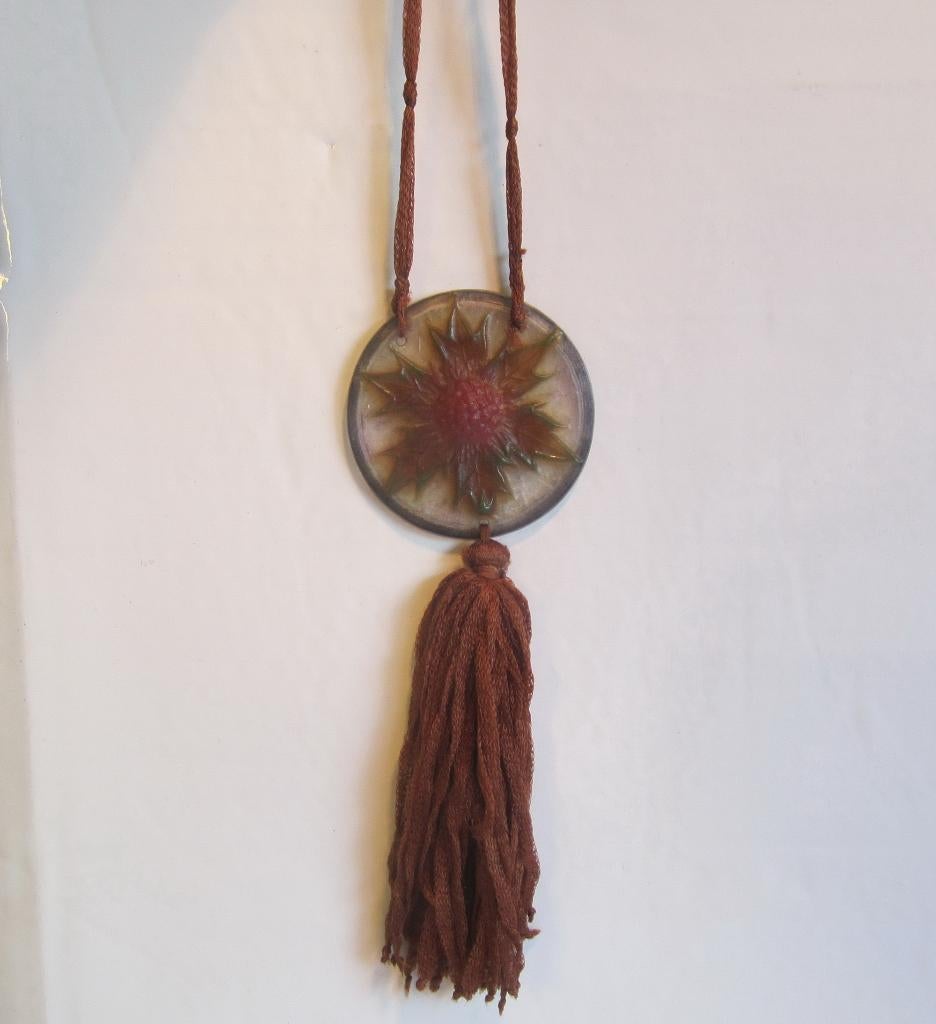 Pendentif original en pâte de verre G. ARGY ROUSSEAU, 1924, Bijoux, Sacs & Beauté, Bijoux anciens, Envoi, Autres matériaux, Pendentif