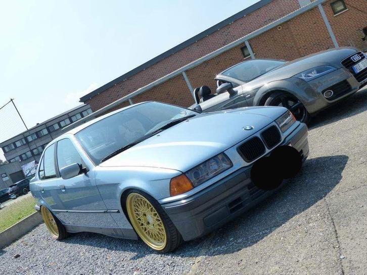 BMW E36 320i sedan, Auto's, BMW, Particulier, 3 Reeks, Benzine, Berline, Handgeschakeld, Blauw, Achterwielaandrijving, Ophalen