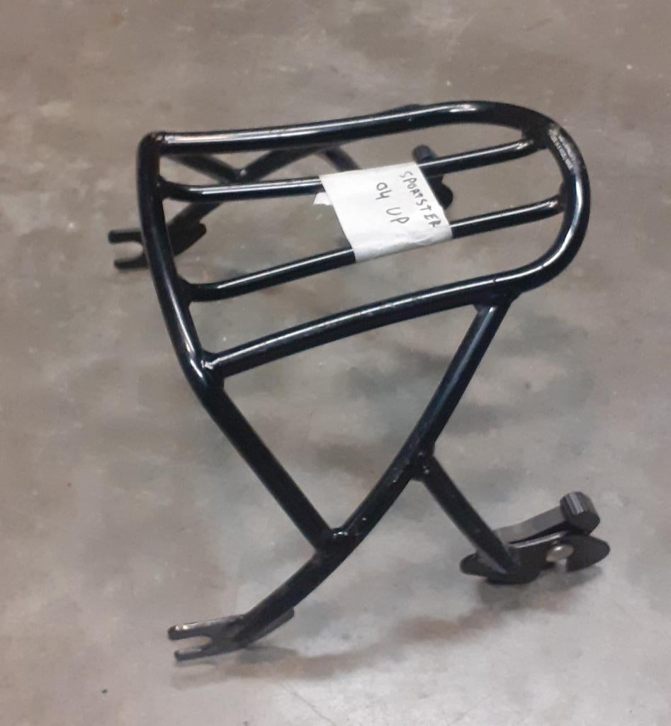 Afneembaar bagagerekje sportster vanaf 2004, Ophalen