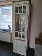 Vitrinekast york, Ophalen