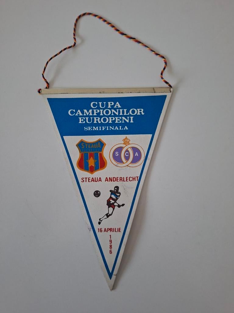 Fanion RSC Anderlecht Vs Benfica - Finale Coupe UEFA 1983 - État Neuf