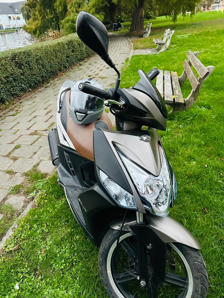 KYMCO Scooter 50cc te koop – goede staat – rijklaar, Fietsen en Brommers, Scooters | Kymco, Ophalen, Zo goed als nieuw