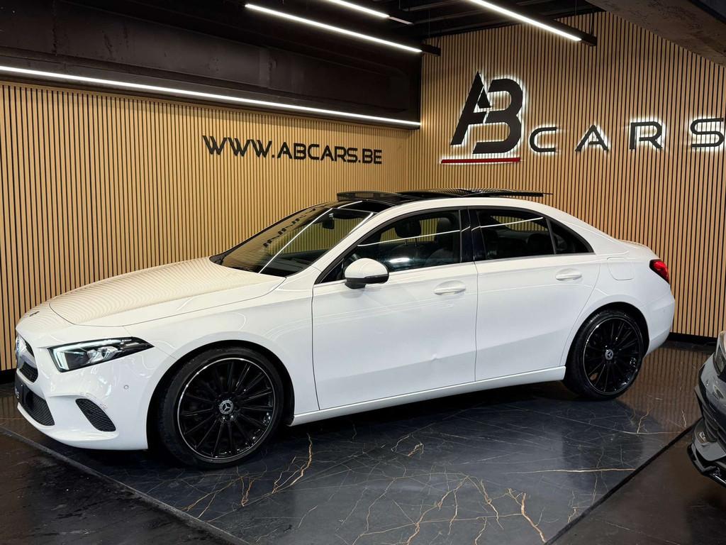 Mercedes-Benz A-Klasse 180 * SEDAN * GARANTIE 12 MOIS * LOOK, Auto's, 4 deurs, Gebruikt, USB, 136 pk