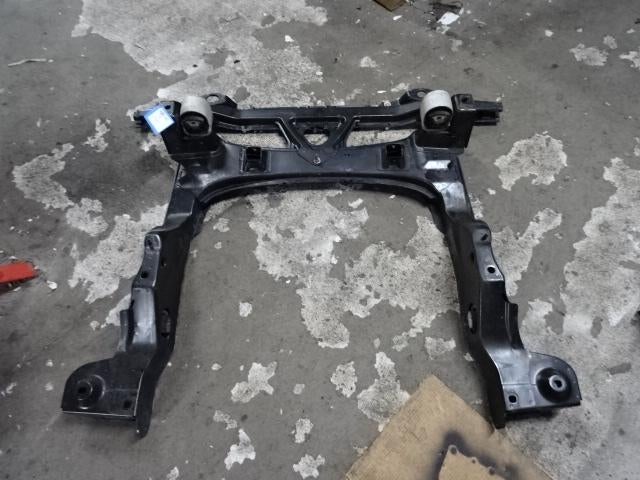 SUPPORT MOTEUR Mercedes-Benz A (W169) (01-2004/06-2012), Utilisé, Mercedes-Benz