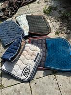 partij paardendekens & zadeldekjes –wegens stopzetten hobby, Dieren en Toebehoren, Ophalen, Gebruikt, Deken