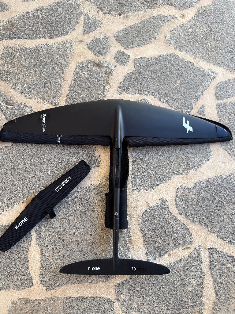 F-One Foil SS 1100 V2 + Stab XXS 170 DW T1 | Nieuwstaat, Sports nautiques & Bateaux, Aile de surf, Enlèvement, Comme neuf, Wingsurf hydroptère