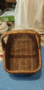 mand met 1 handgreep picnic mand wilg riet ??, Huis en Inrichting, Gebruikt, Mand, Ophalen of Verzenden, Riet
