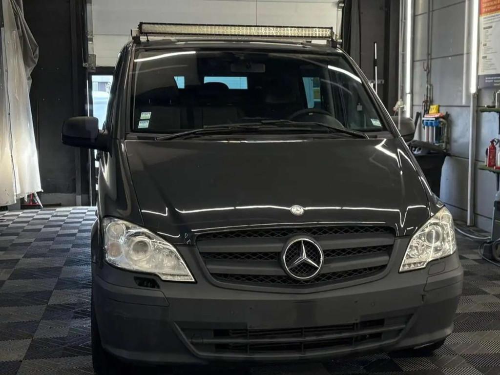 Mercedes-Benz Vito 3.0 CDI V6 AUTOMAAT DUBBELE CABINE 6-ZITP, Auto's, Automaat, Monovolume, Gebruikt, Zwart