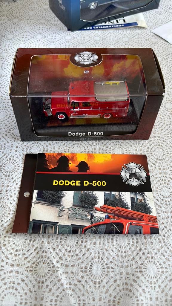 Camion de pompiers Dodge D500, Enlèvement, Neuf, Bus ou Camion