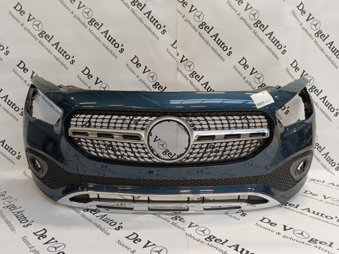 Voorbumper van een Mercedes GLA (667), Gebruikt, -, Ophalen of Verzenden, Bumper