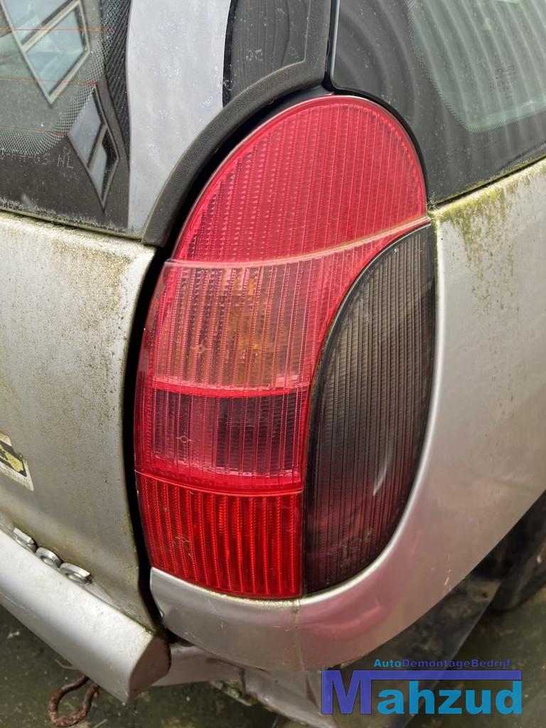 PEUGEOT 306 BREAK station rechts achterlicht 1994-2002, Taurusavenue 1
2132 LS  Hoofddorp, NL, Contact.group@renault.com, Stellantis N.V.