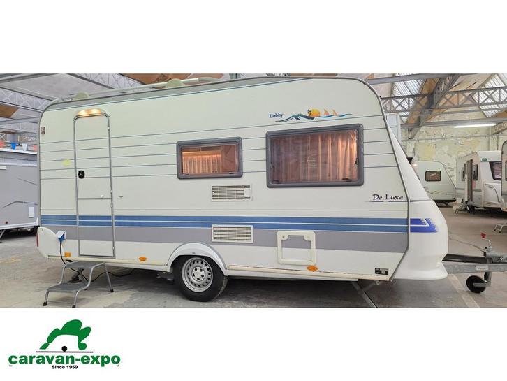 HOBBY DE LUXE 440E, Caravans en Kamperen, Caravans, Bedrijf, tot en met 4, 1000 - 1250 kg, Hobby, 5 tot 6 meter