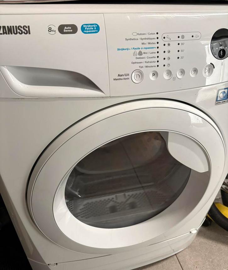 Séchoir à condensation ZANUI, Electroménager, Sèche-linge, Utilisé, À condensation, 8 à 10 kg, 85 à 90 cm, Phase anti-froissage