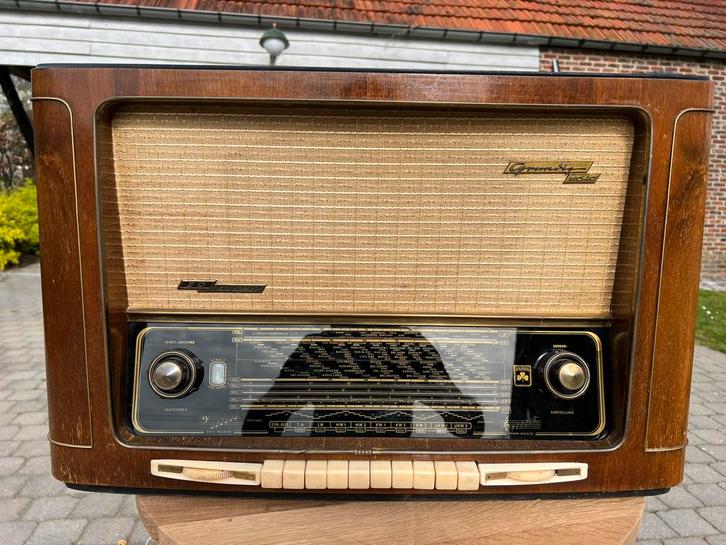 Grungig 5040W motorsfstemming, Antiek en Kunst, Antiek | Tv's en Audio, Ophalen