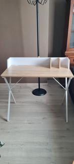 Bureau pour enfant., Bureau