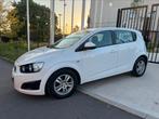 Chevrolet Aveo 1,3d* Euro 5b* 2013 Carpass OK* 140000 km, Auto's, Chevrolet, Euro 5, 4 cilinders, Wit, Bedrijf