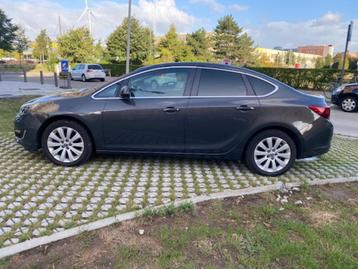 opel astra 2015 benzine euro6b , 1.4 cc  beschikbaar voor biedingen