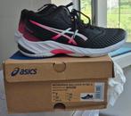 Asics de volley-ball, Sport en Fitness, Volleybal, Ophalen of Verzenden, Zo goed als nieuw, Schoenen