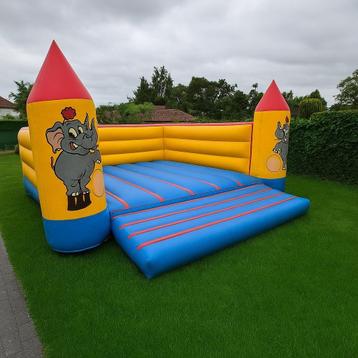 SPRINGKASTEEL DE OLIFANT te huur beschikbaar voor biedingen