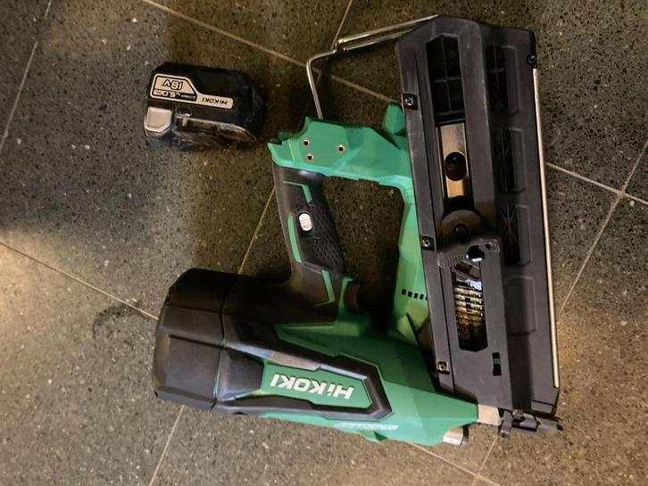 NAGELPISTOOL HIKOKI, Doe-het-zelf en Bouw, Gereedschap | Handgereedschap, Zo goed als nieuw, Ophalen