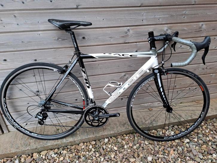 Zannata racefiets  -  unisex........ +/- 1000 km gereden, Fietsen en Brommers, Fietsen | Racefietsen, Zo goed als nieuw, 28 inch