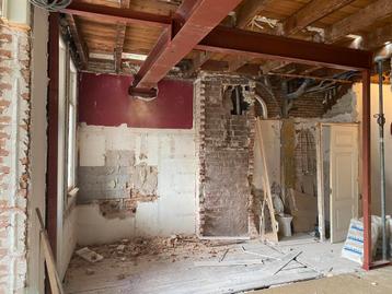 Metal balk plaatsen werken. 0465684727jos beschikbaar voor biedingen