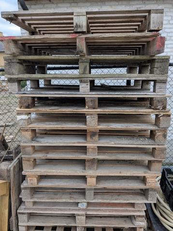 Palettes en bois de différentes tailles, Enlèvement, Utilisé