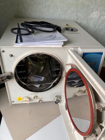 Autoclave Tuttnauer pour dentiste médical, Enlèvement, Comme neuf