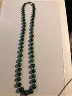 Halsketting van malachiet, Handtassen en Accessoires, Kettingen, Ophalen, Groen, Steen of Mineraal