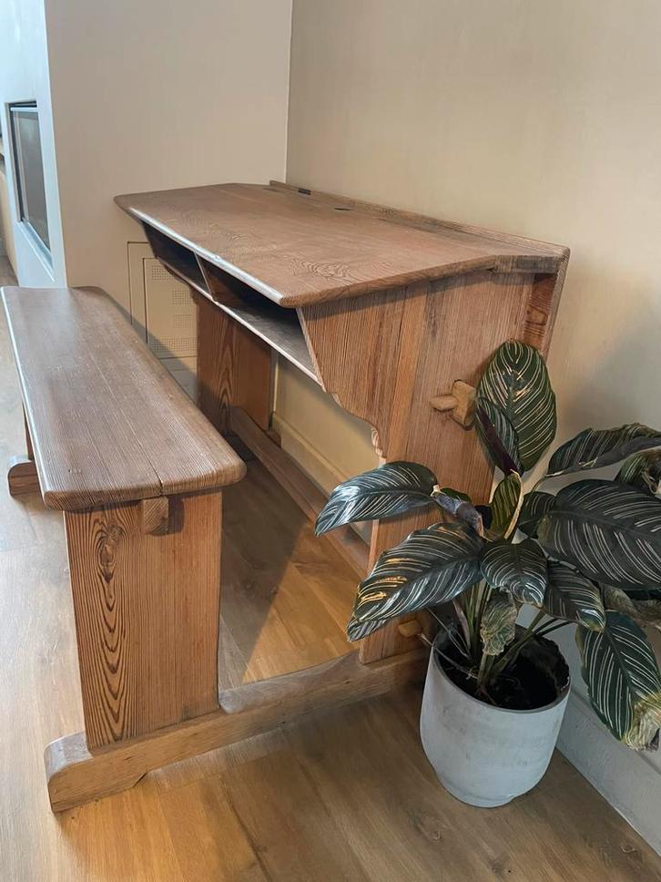 Vintage dubbele schoolbank hout, Huis en Inrichting, Bureaus, Gebruikt, Ophalen