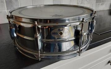 PEARL MIRROR STEEL SNARE  beschikbaar voor biedingen