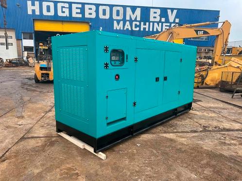 Ricardo 400KVA 320KW SILENT 3 PHASE GENERATOR 50HZ 400V NE, Zakelijke goederen, Machines en Bouw | Aggregaten