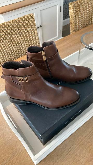Maat 40 - nieuw leder- Tommy Hilfiger- Dames - laarsjes, Ophalen, Tommy hilfiger, Bruin, Lage of Enkellaarzen