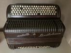 Oude accordion, Gebruikt, Ophalen