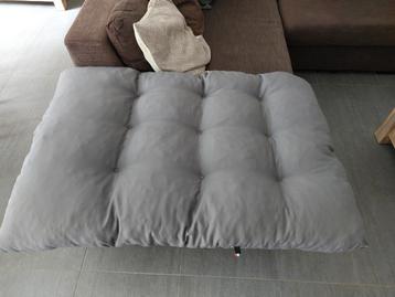Pallet kussens beschikbaar voor biedingen