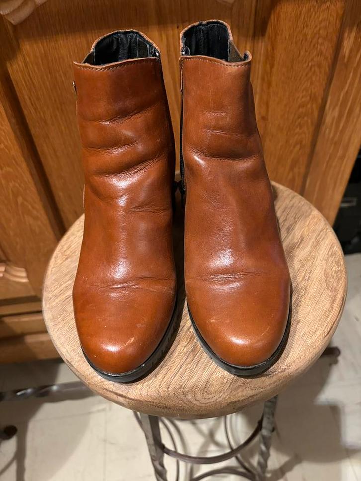 Enkellaarsjes, Kleding | Dames, Schoenen, Zo goed als nieuw, Lage of Enkellaarzen, Bruin, Ophalen of Verzenden