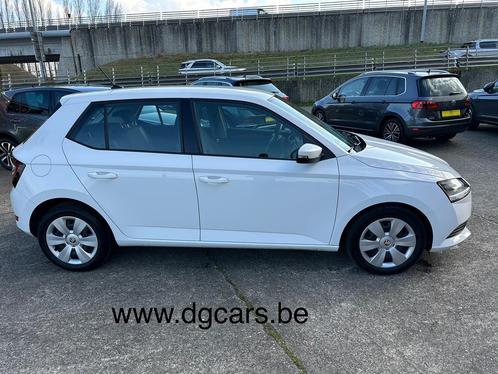 Skoda Fabia ,Parkeersensoren, Lederen stuurwiel.., Auto's, Skoda, Bedrijf, Te koop, Fabia, ABS, Airbags, Airconditioning, Android Auto