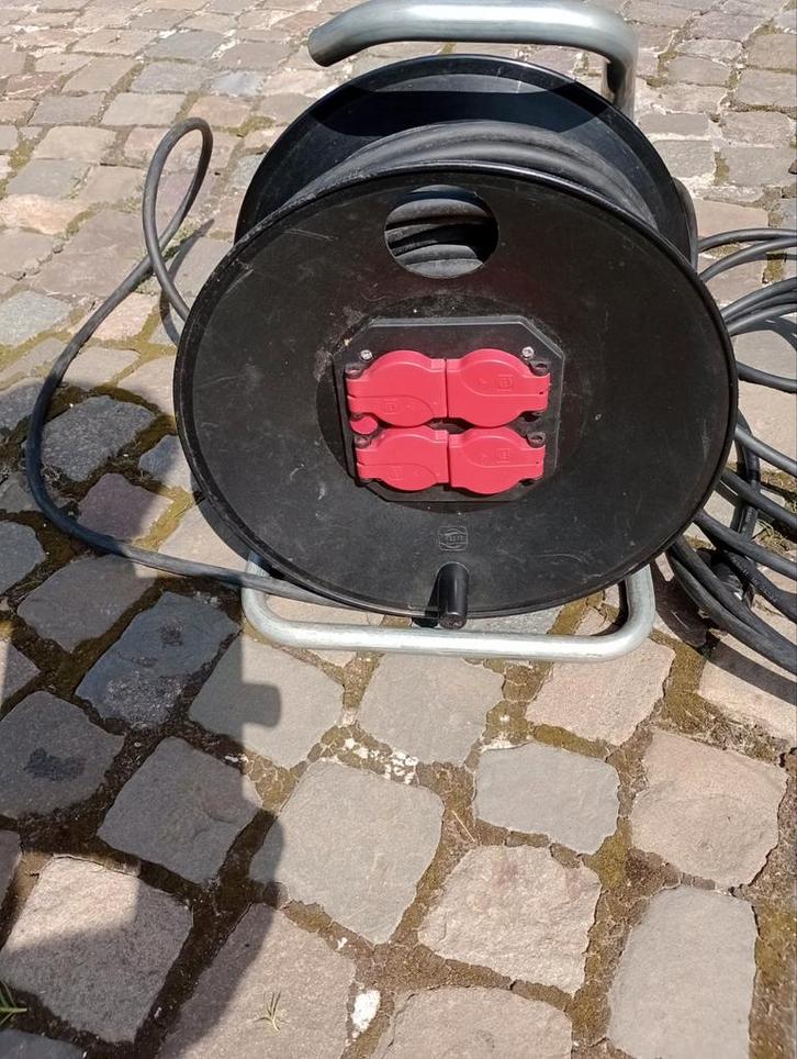 2rallonge neuf pour bétonneuse,disqueuse,3g2.5 sur enroul, Bricolage & Construction, Électricité & Câbles, Comme neuf, Enlèvement