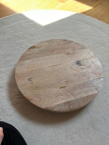 Rond houten dienblad met metalen pootjes  beschikbaar voor biedingen