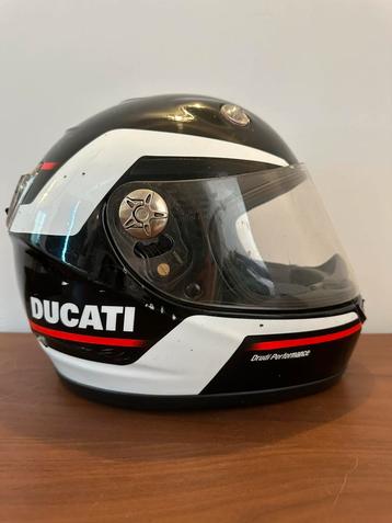 Motorhelm in maat M beschikbaar voor biedingen