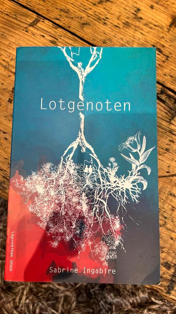 Sabrine Ingabire - Lotgenoten, Boeken, Literatuur, Zo goed als nieuw, Ophalen of Verzenden